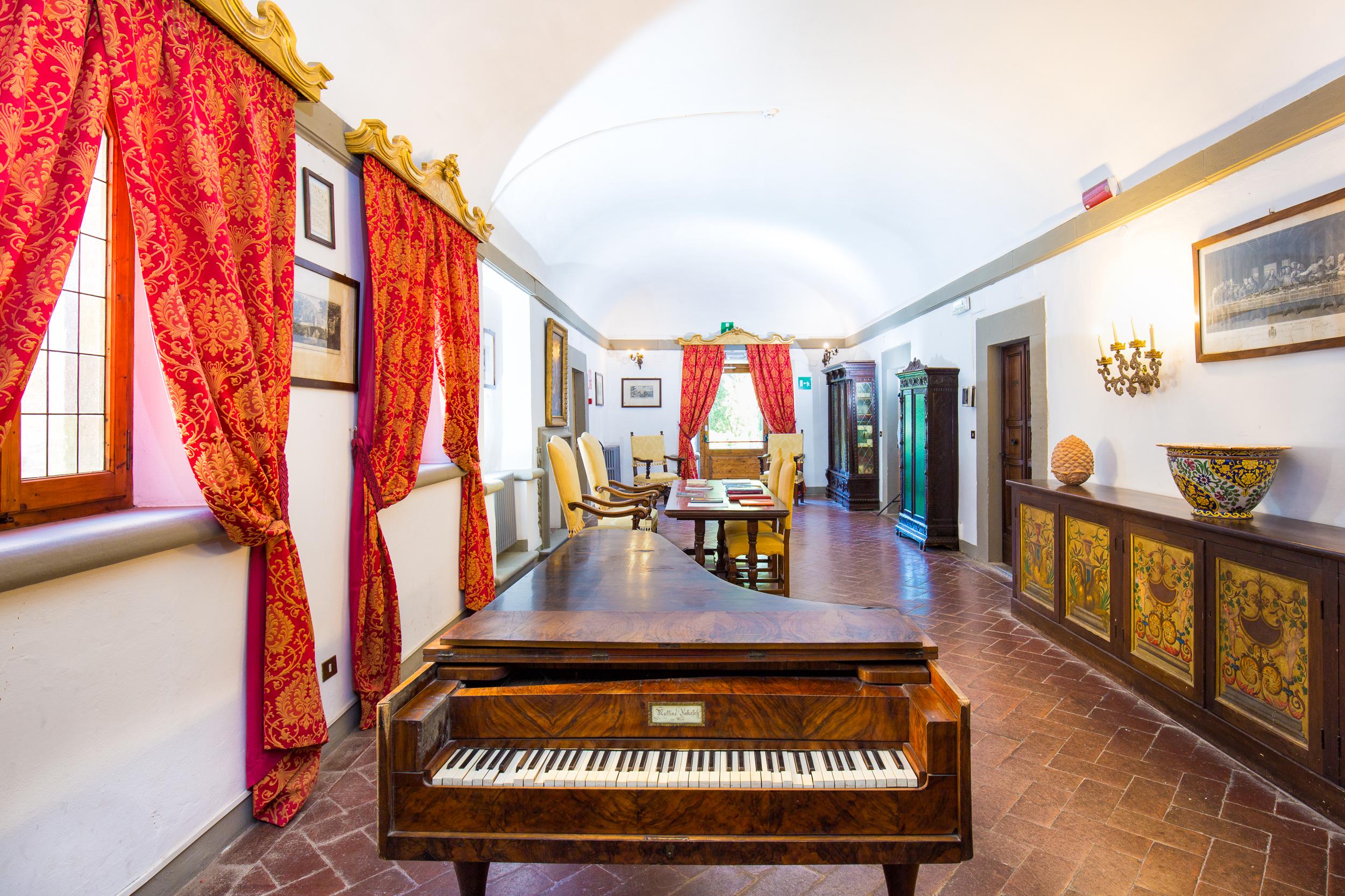 Pitiana Hotel