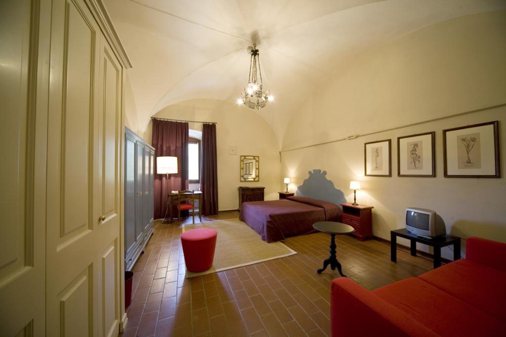 Hotel Pitiana 4*